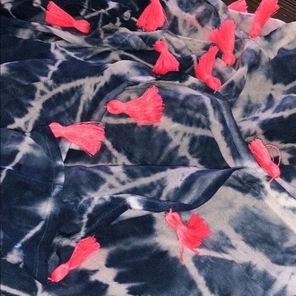 NWT Surf Gypsy Tassel Tie Dye Poncho Cover Up - Picture 5 of 5